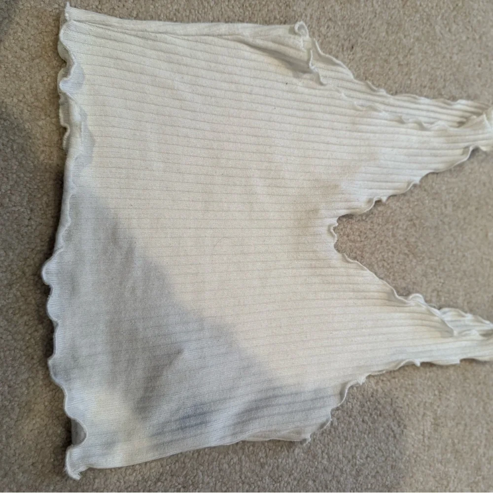 SHEIN Cream Ribbed Tank Top - Picture 2 of 3